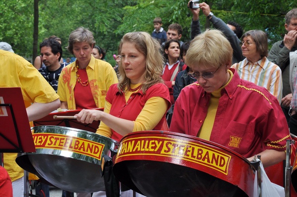 Karneval der Kulturen Strassenfest   048.jpg